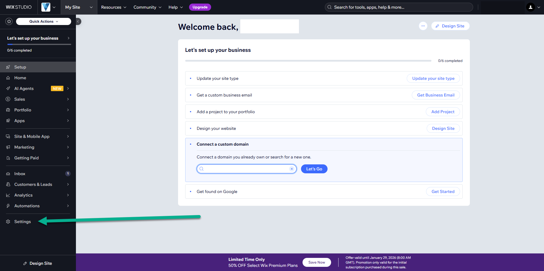 Menu de navigation latéral du studio Wix avec l'option Paramètres mise en évidence en bas de la liste.