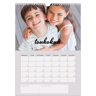Esimerkki sivusta 5, Seinäkalenterit, vaihtoehto 17