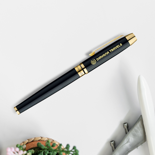 Parker Odyssey Laque Black Gold Trim Roller Ball Pen