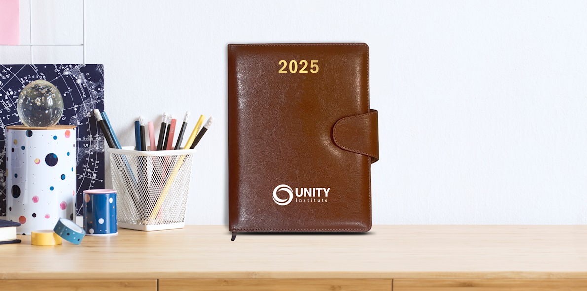 B5 Brown Dated Diary - 21 > Hero img3