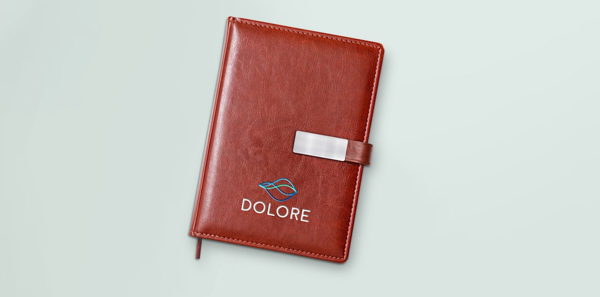 Personalised Diary with Magnetic Lock > Hero img2