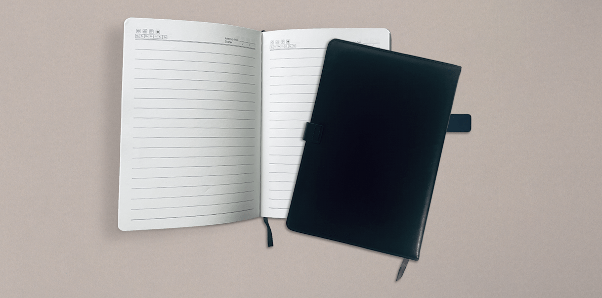 Personalised Diary with Magnetic Lock > Hero img3