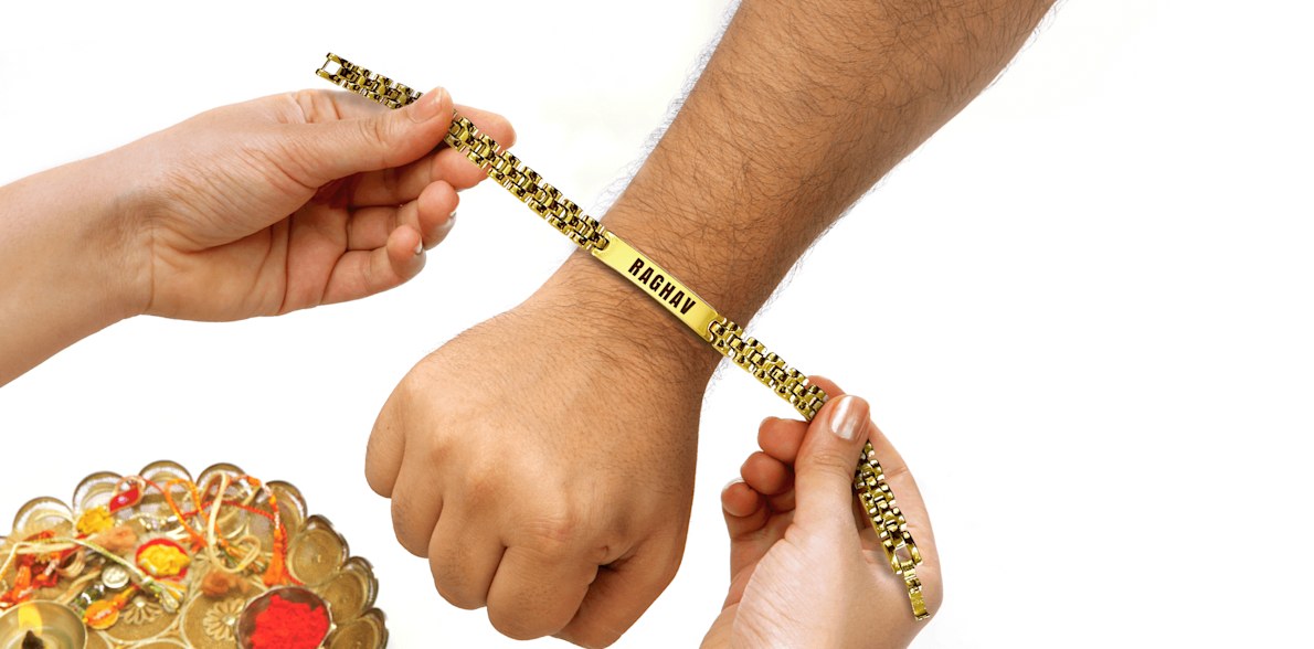 Personalised Rakhi Golden Rolex Chain > Hero img2