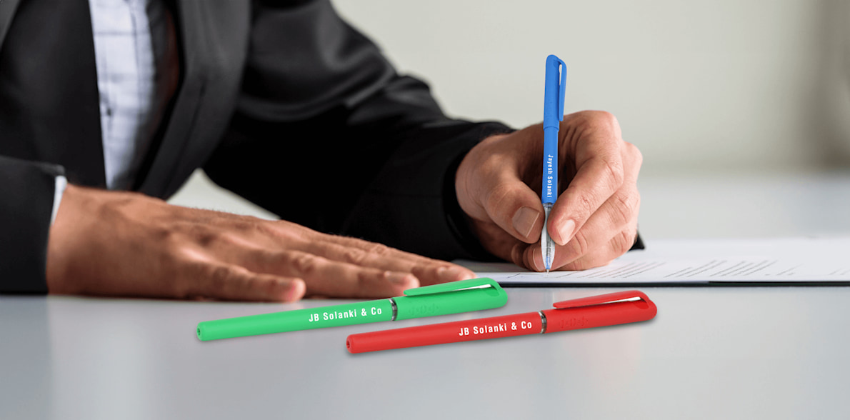 Larger version: New Getz Cap-Type Ballpoint Pens > Hero img1