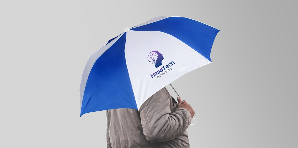 Two Folds Umbrella > Hero img2