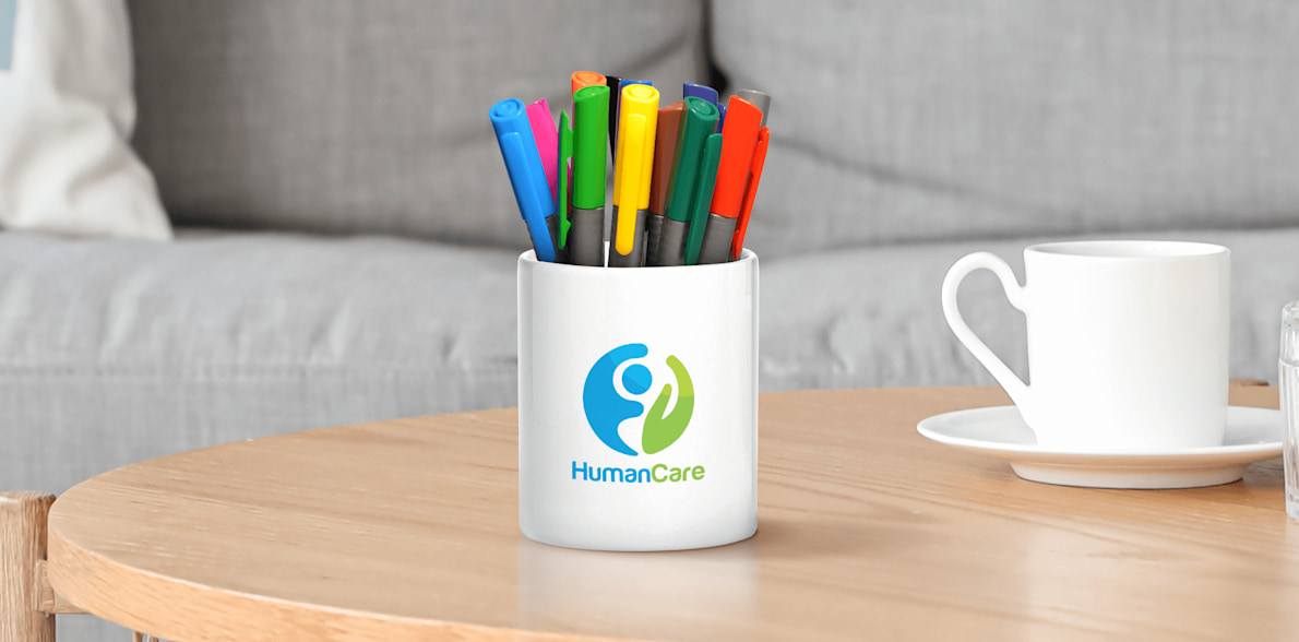 Personalised Ceramic Pen Stand > Hero img2