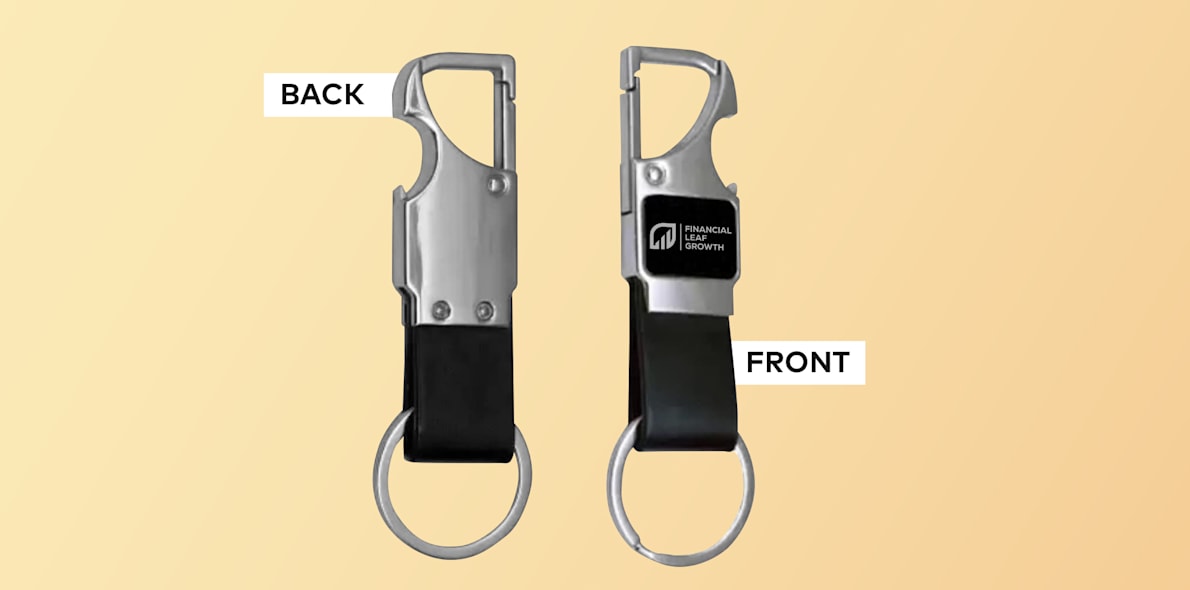 3 In 1 Keychain > Hero img2