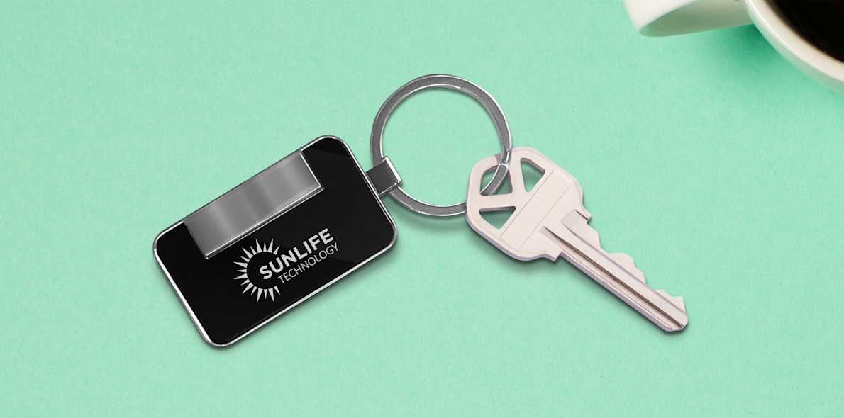 Rectangle Metal Keychain > Hero img2