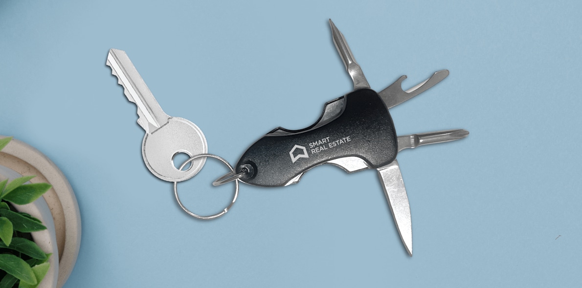 Larger version: 6 in 1 Military Keychains > Hero Img1