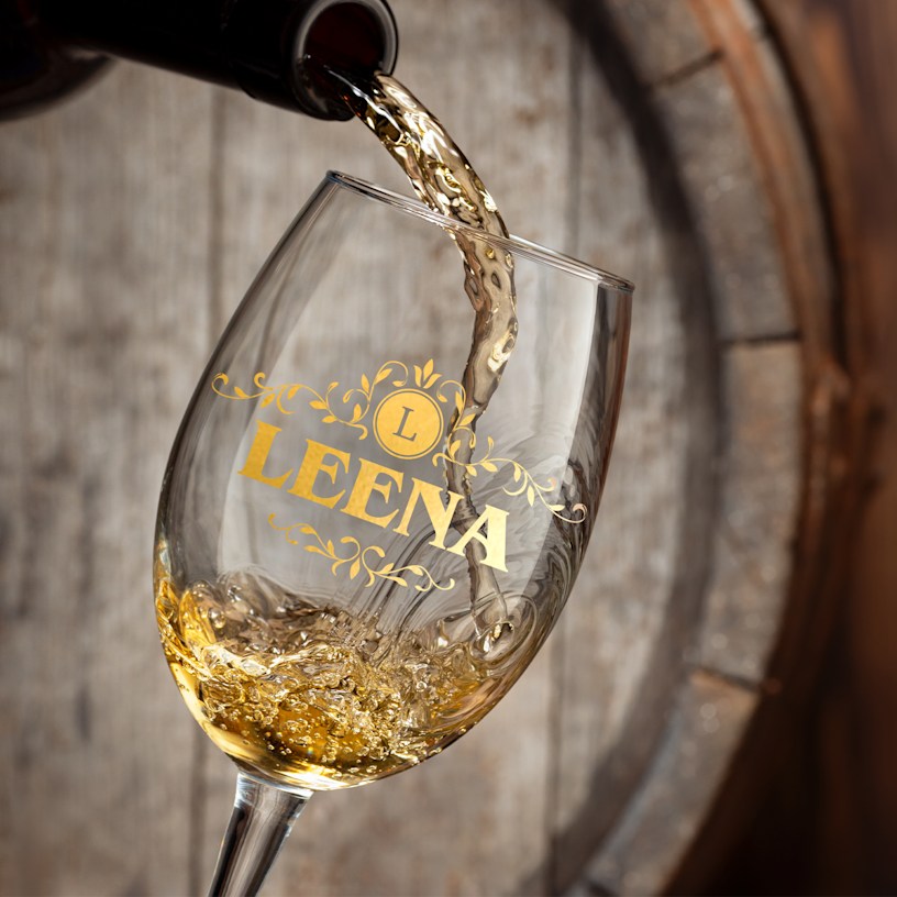 Wine Glass > Hero img2