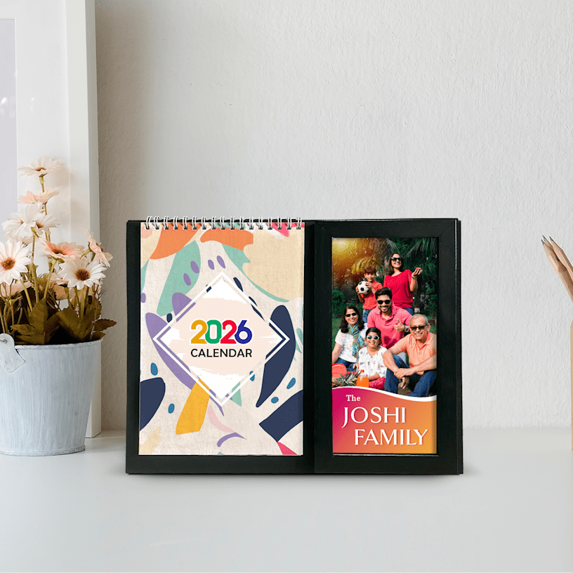 Photo Frame with Desk Calendar > Hero img1