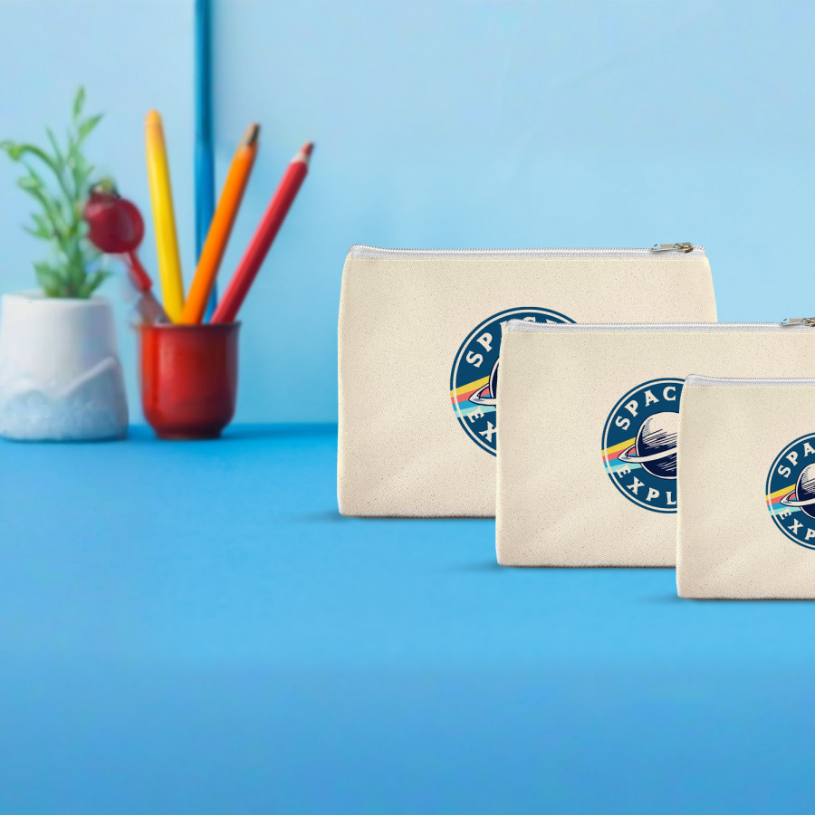 Canvas Travel Pouch > Hero img2