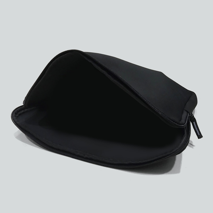 Laptop Sleeves > Hero img3