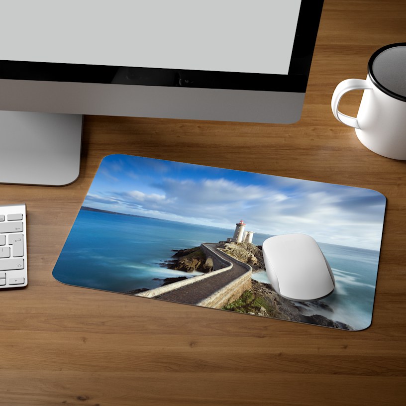 Customised Deskmats > Hero Img 04