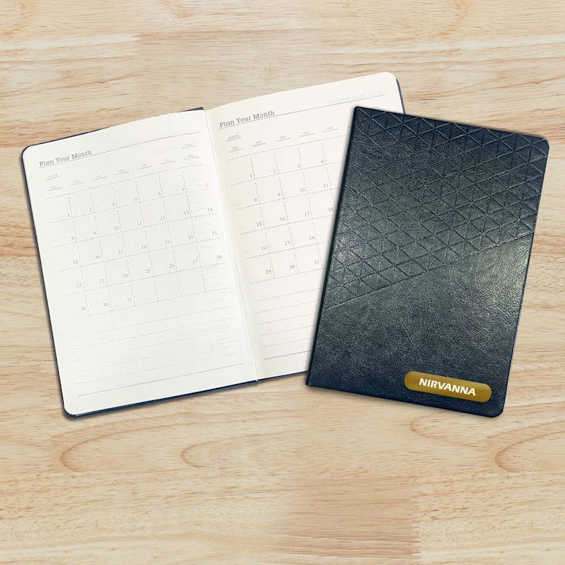 Faux Leather Diaries > Hero img2