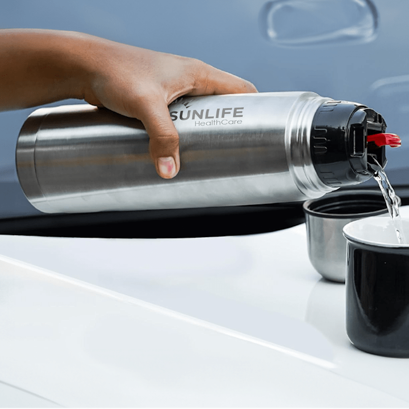 Cello SS Flip Style Flask > Hero img2