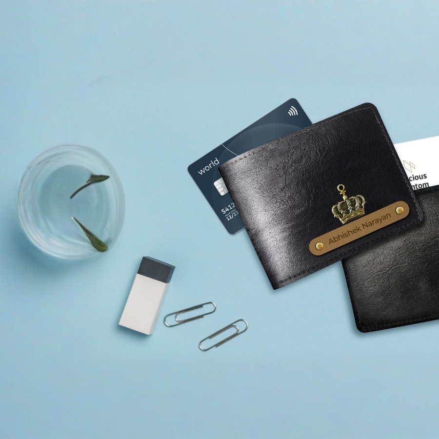 Personalised Wallets > Hero img1