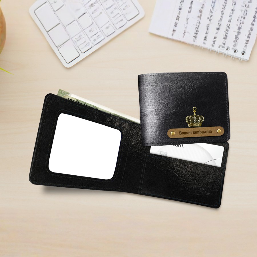 Personalised Wallets > Hero img2