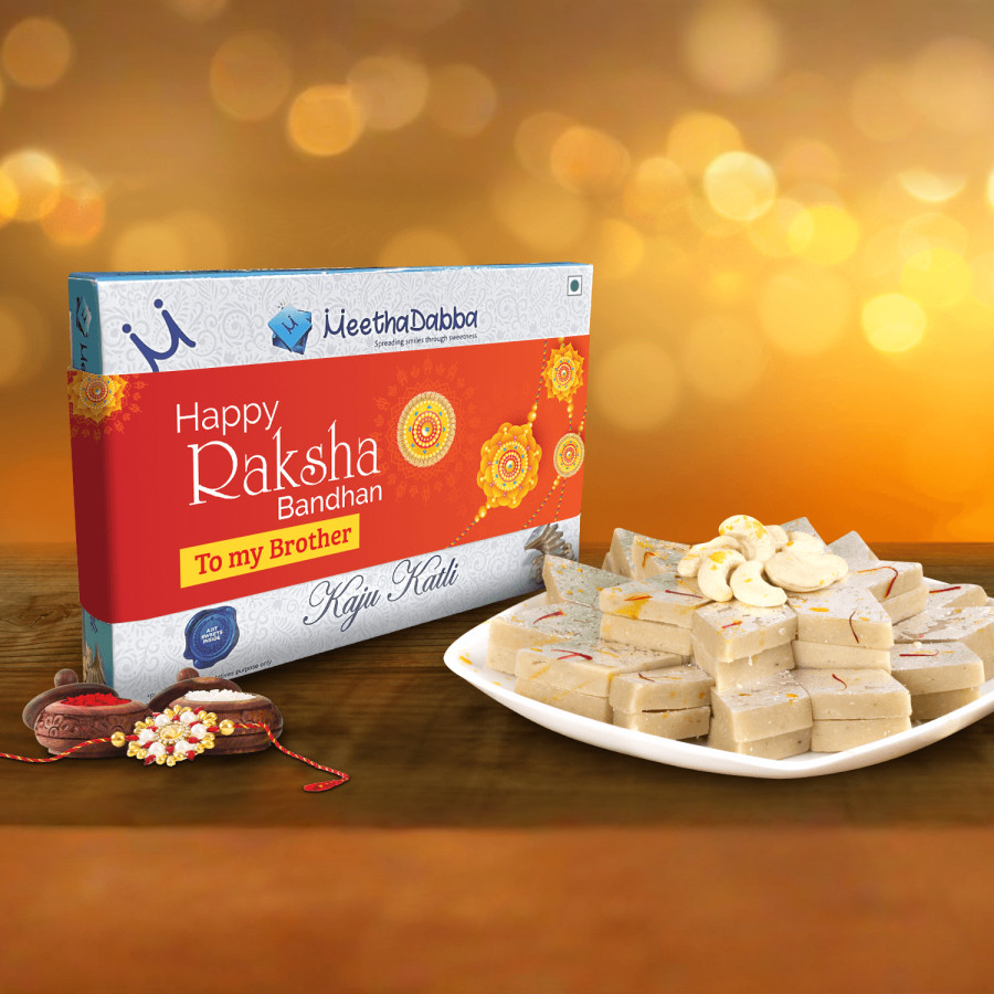 Kaju Katli with Customised Sleeve > Hero img1