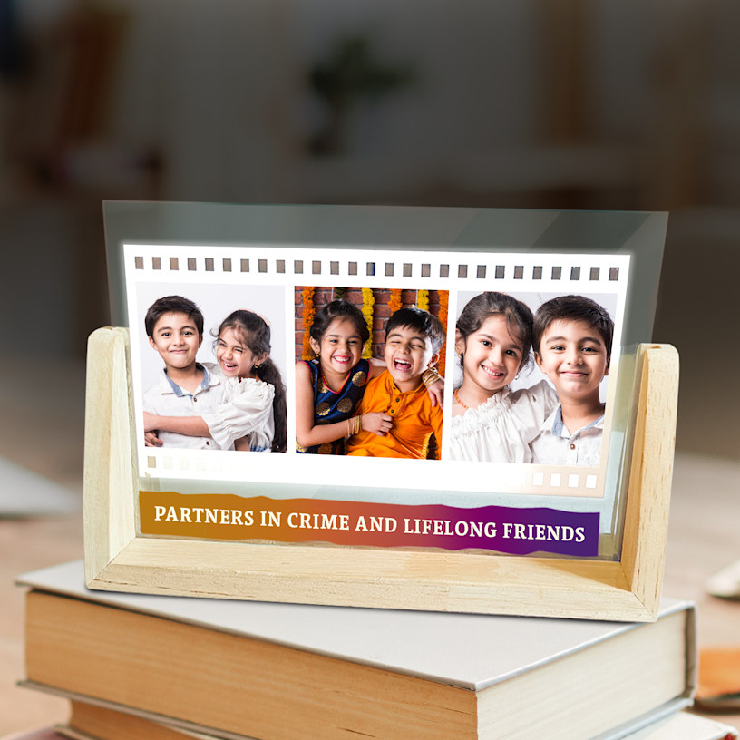 LED Name Plaques >Hero Image 01