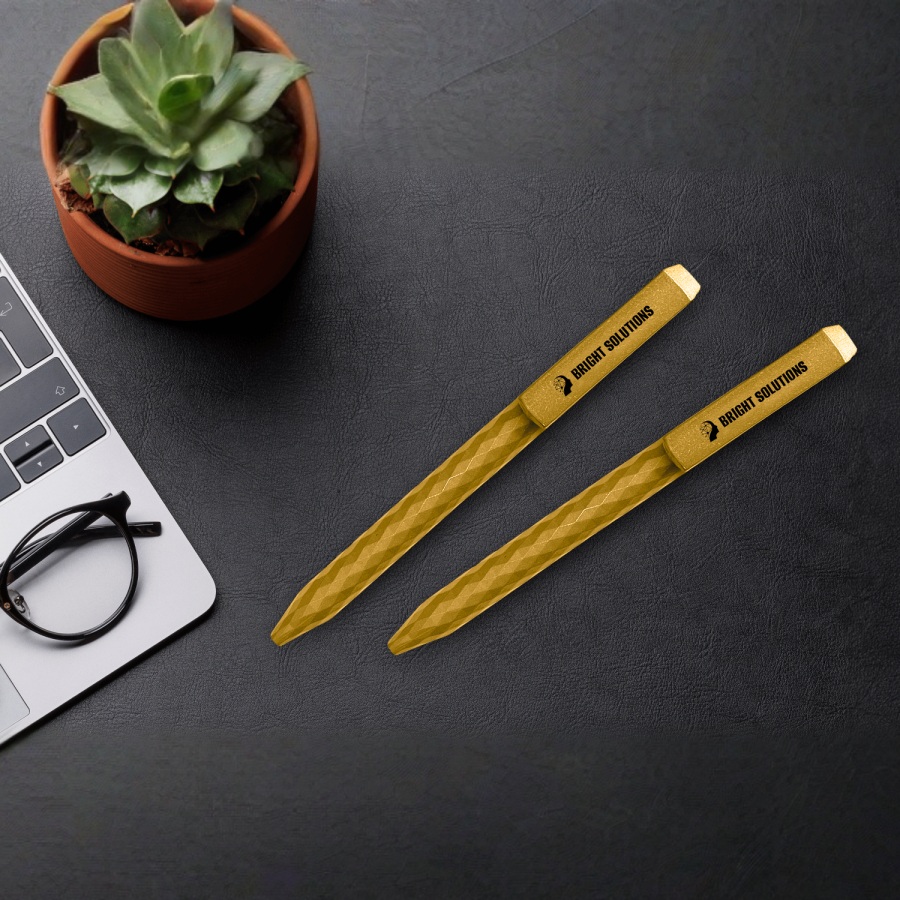 Plastic Diamond Design Pen > Hero img2