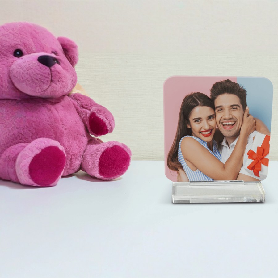 Acrylic Stand > Hero Img1