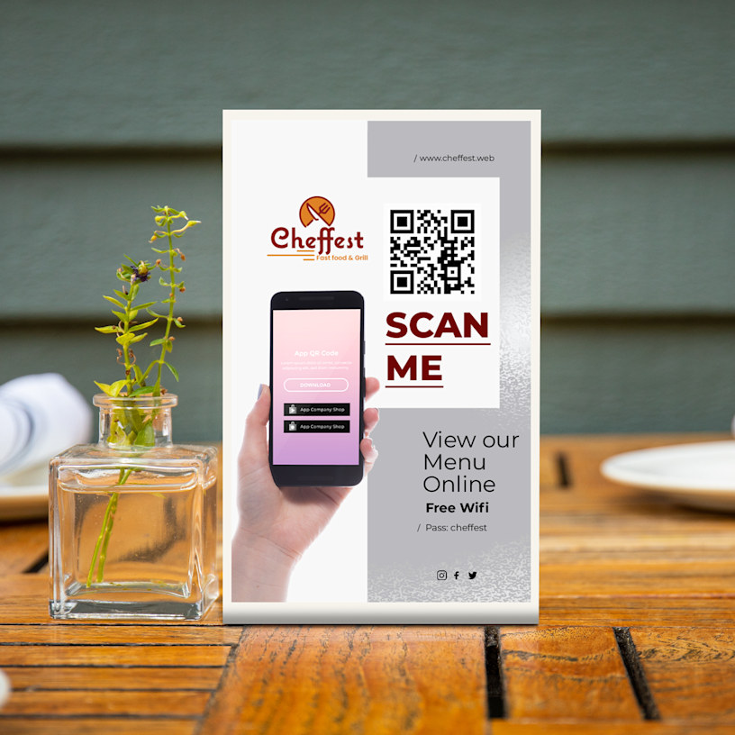 QR Code Standee > Hero img1