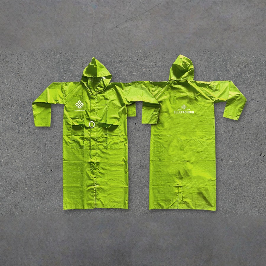 Kiara Women's Raincoat > Hero img3