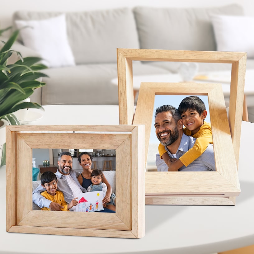 Rotating Wooden Frame >Hero img 03