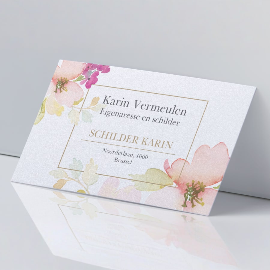 Een parelmoer visitekaartje voor Jamie Flynn, eigenaar van een klein bedrijf.