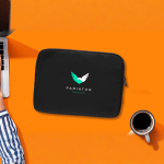 Laptop Sleeves > Hero img2