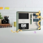 Gift Box > Hero img1