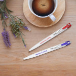 Grand Opaque Ballpoint Pen > Hero img1