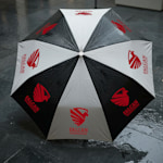 Bulk Three-Fold Umbrellas > Hero Image 09