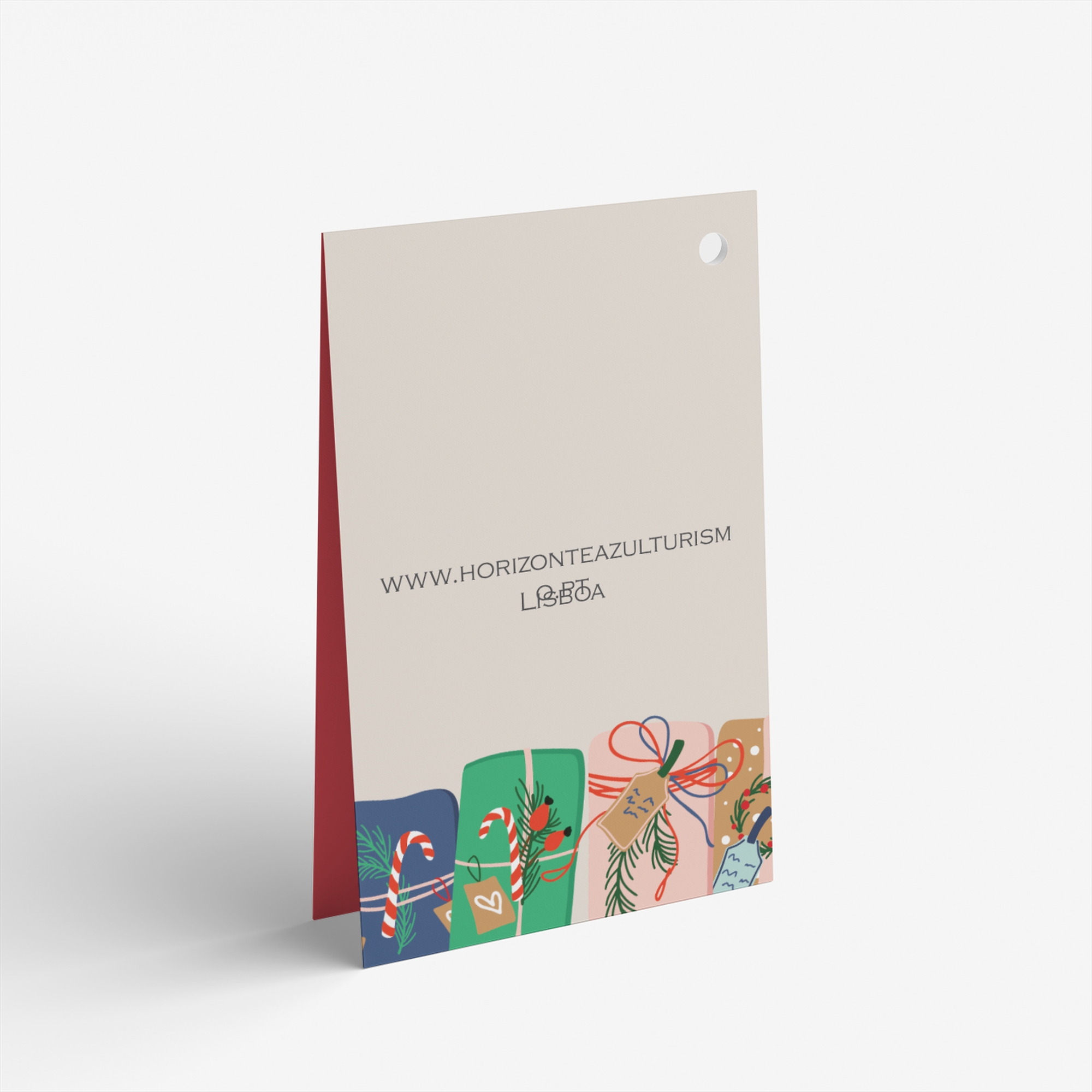 Etiquetas de pendurar dobradas