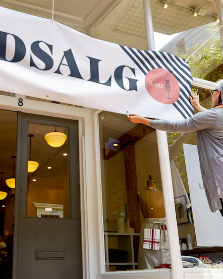 Reklamér for udsalg og tilbud