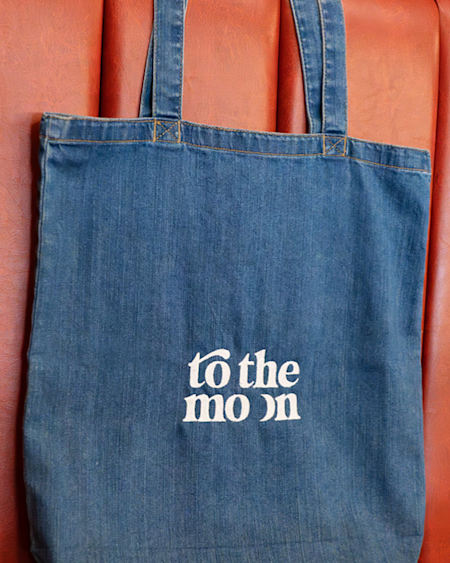 @tothemoon.uk