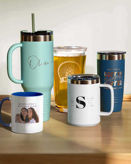Tazas, vasos y recipientes para bebidas