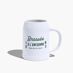 Chopes de bière en céramique