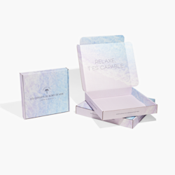Boîtes carrées pour envoi postal