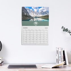 Calendari da parete a tema a punto metallico