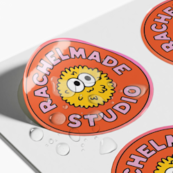 Waterbestendige stickers op vel