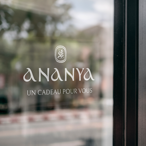Adhésifs pour vitrine