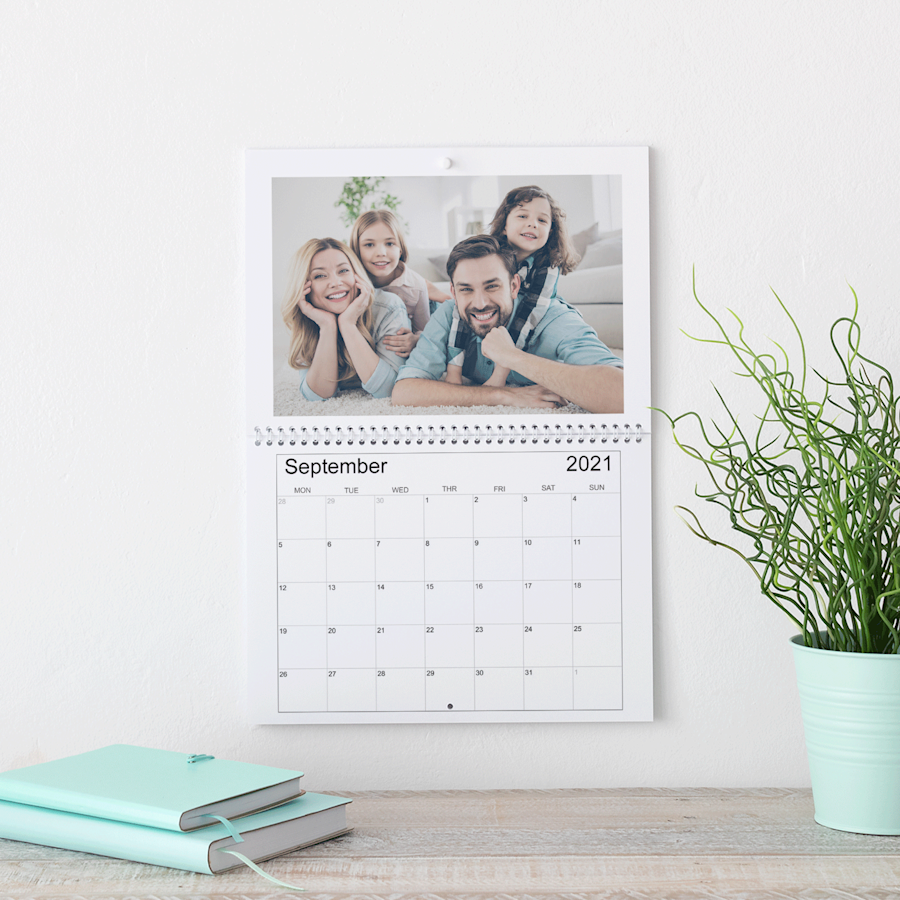 Personalised Calendars, Photo Calendars Vistaprint UK
