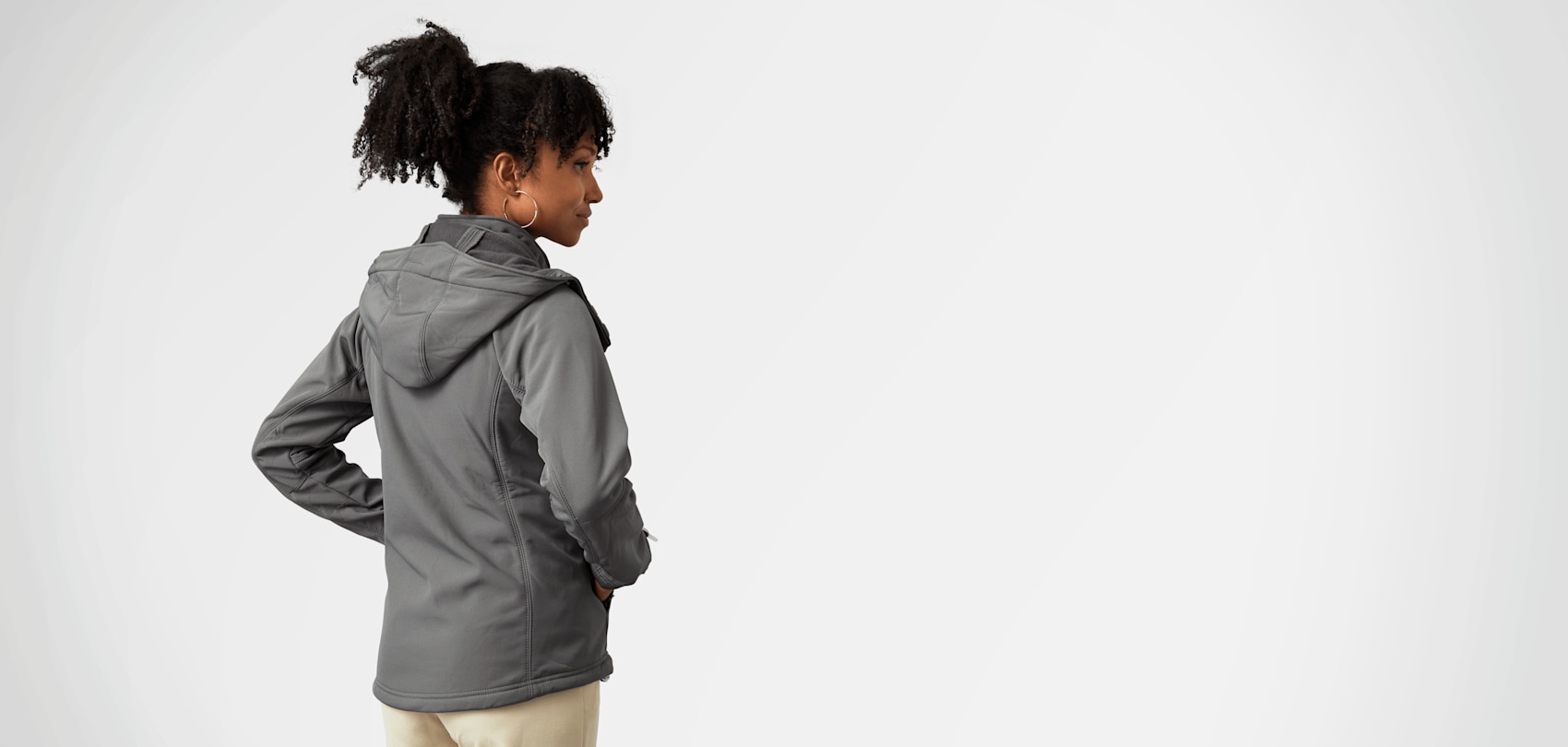 B&C™ Women’s Hooded Softshell Jacket 2