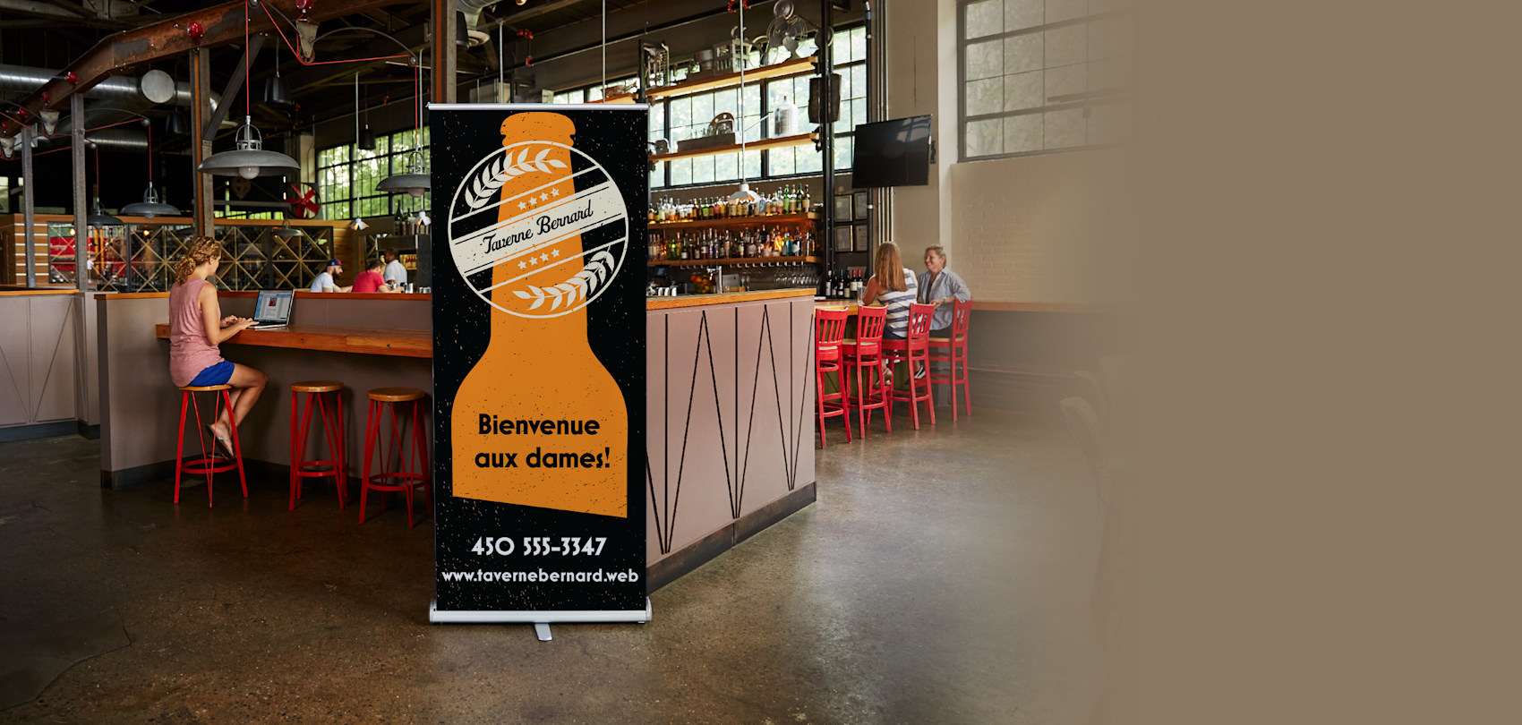 Banderoles rétractables personnalisées et supports | Vistaprint CA