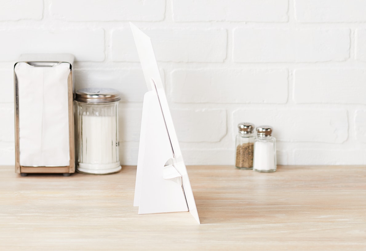 Carteles de mesa, lonas retráctiles de mesa | VistaPrint