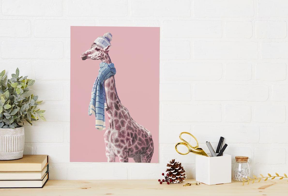 Personalisiertes Poster mit Giraffenmotiv in Wohnung