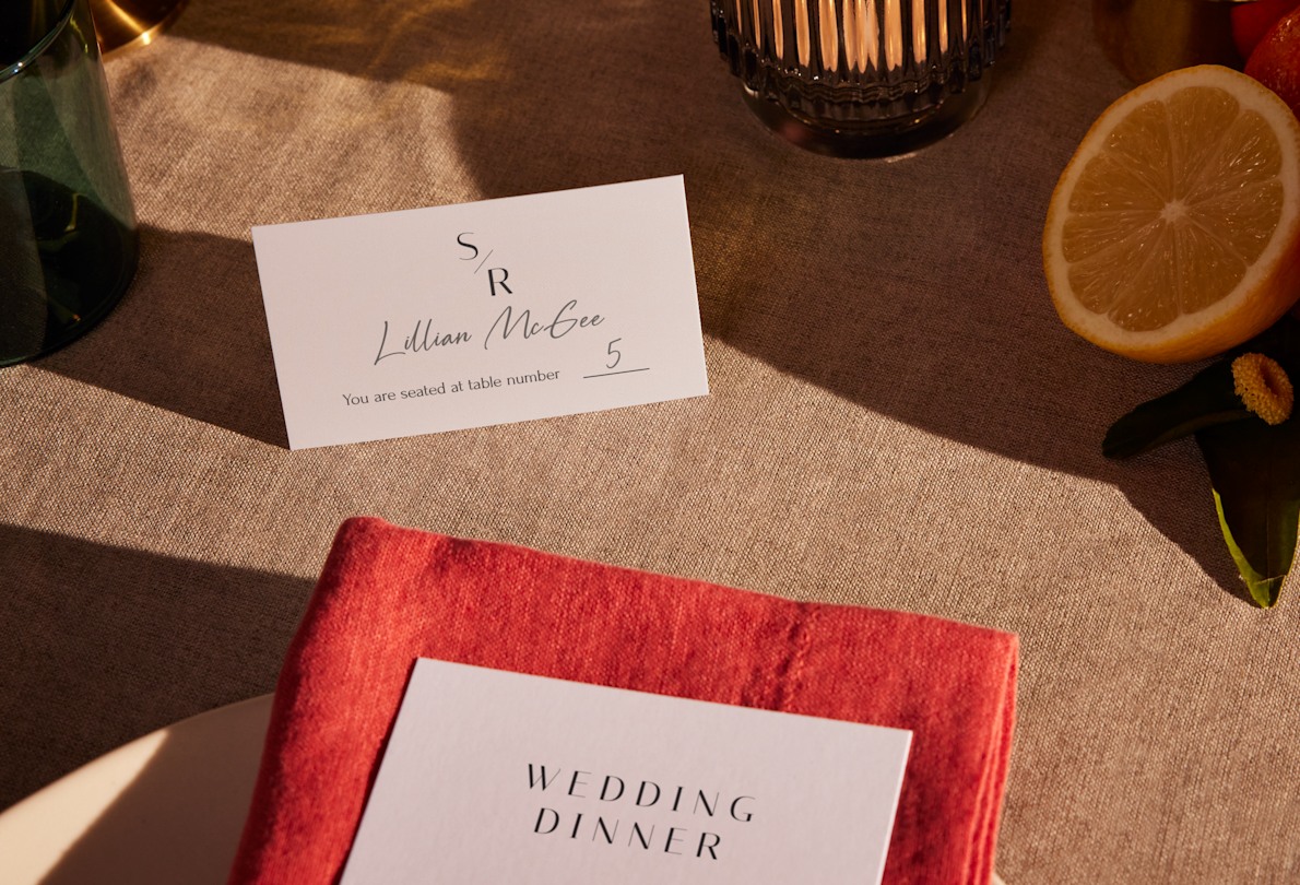 place cards with rustic design