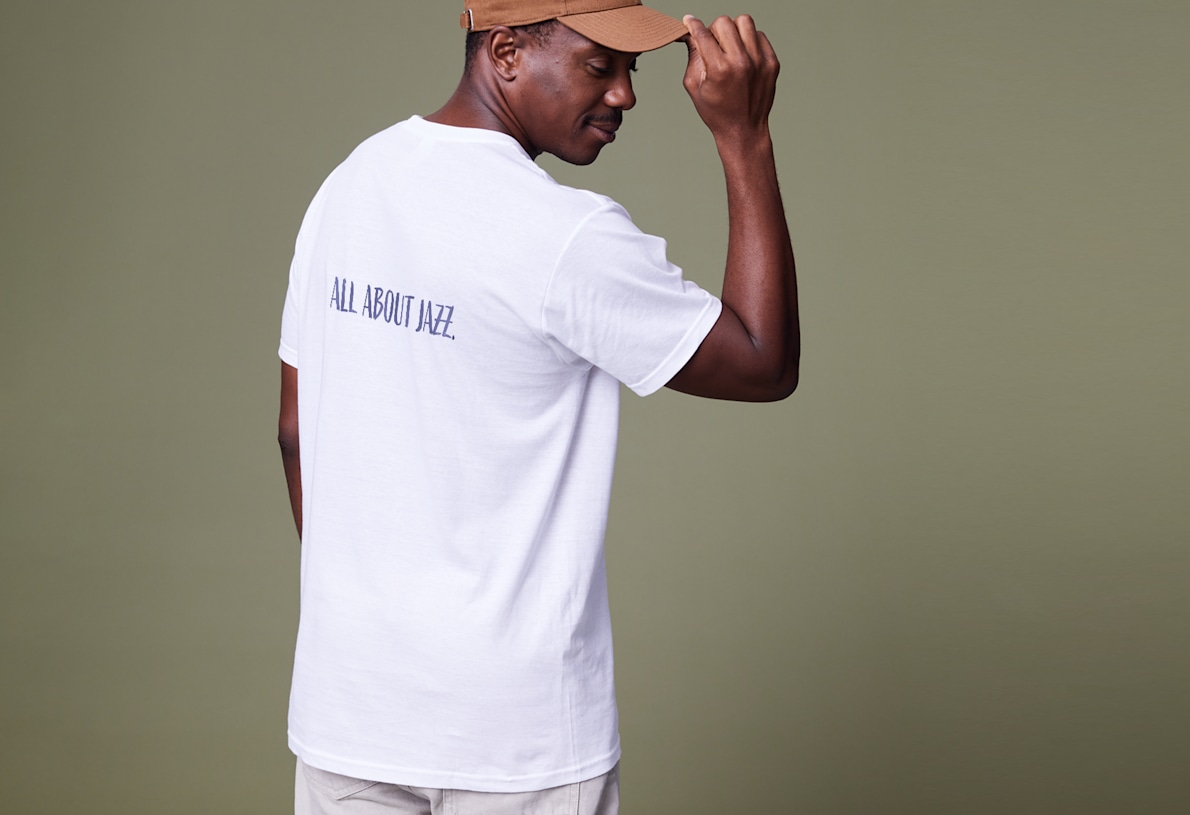 Gildan short best sale sleeve tee